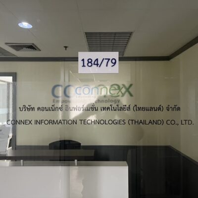 สติ๊กเกอร์ใสติดกระจก
