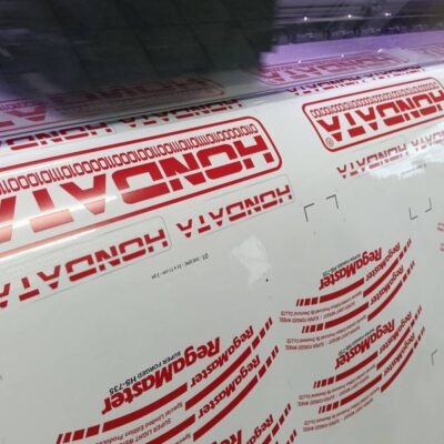 สติ๊กเกอร์ PVC ขาวเงา